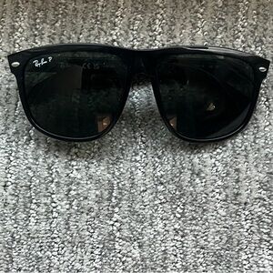 Ray-Ban Black Wayfarer Sunglasses